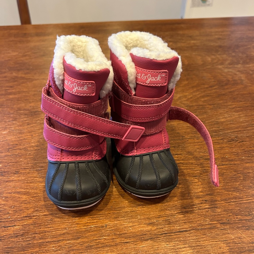 Cat and Jack toddler snow boots size 5